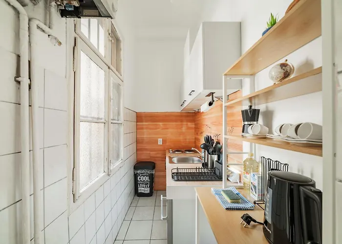 70 M2 Near Mariahilferstrasse & Westbahnhof * וינה